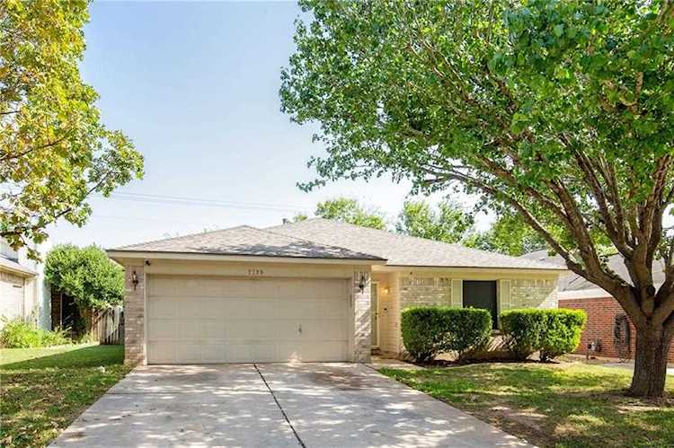 1219 Gazania DR Pflugerville, TX 78660