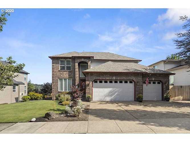11072 SE Rimrock Dr Happy Valley, OR 97086