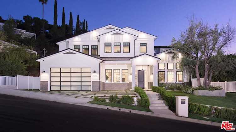 16656 Oldham Street Encino, CA 91436