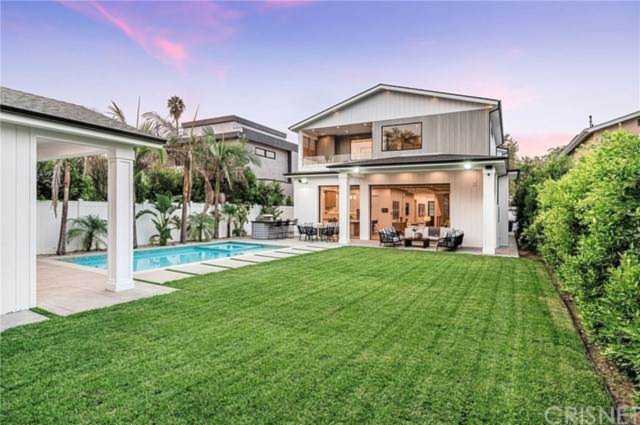 12942 Bloomfield Studio City, CA 91604