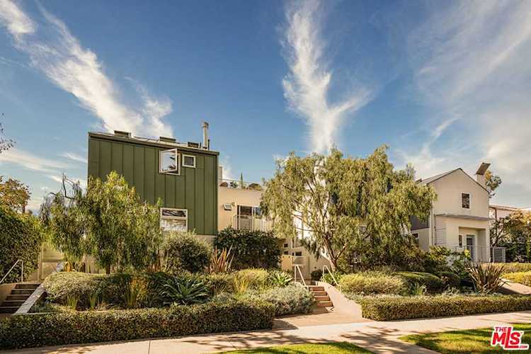 938 Lincoln Boulevard #8 Santa Monica, CA 90403