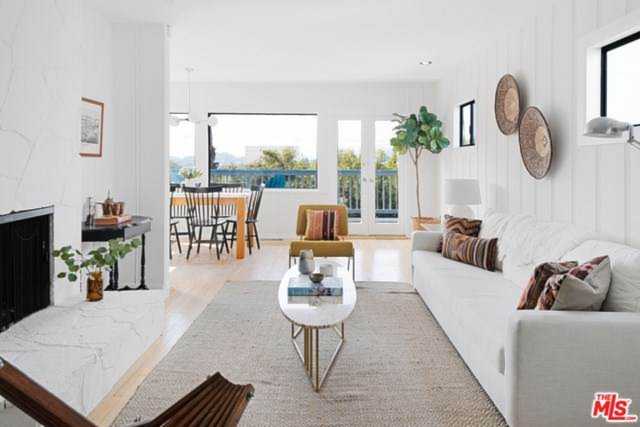 3927 Prospect Avenue Los Angeles, CA 90027