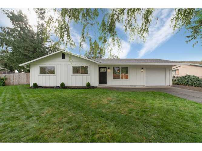 19 NE 7th St Battle Ground, WA 98604
