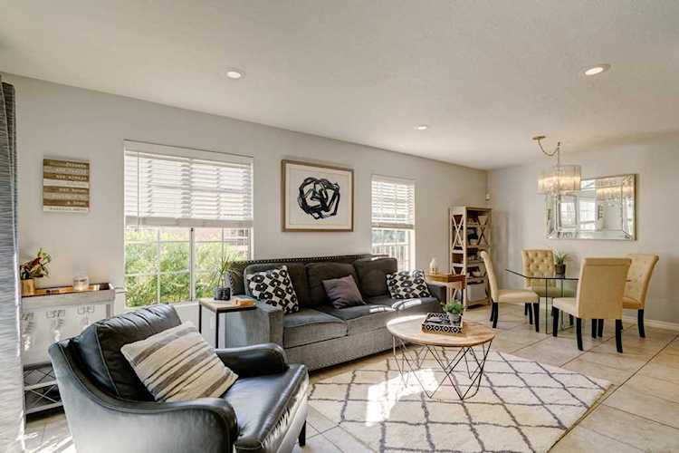 77 N Michigan Avenue #4 Pasadena, CA 91106