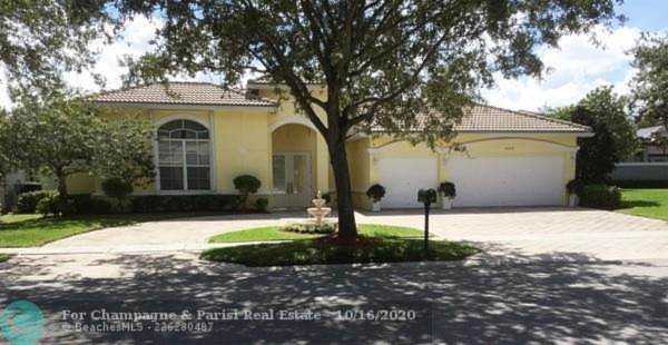 10528 Oak Meadow Ln Lake Worth, FL 33449