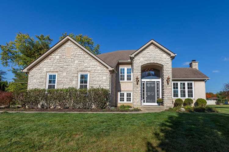 957 Inverness Glen Pickerington, OH 43147