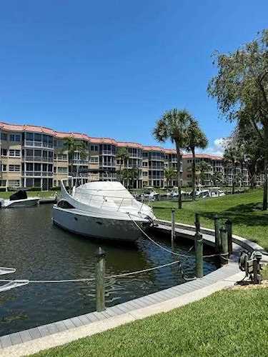 1257 S Portofino Dr #A 106 Sarasota, FL 34242