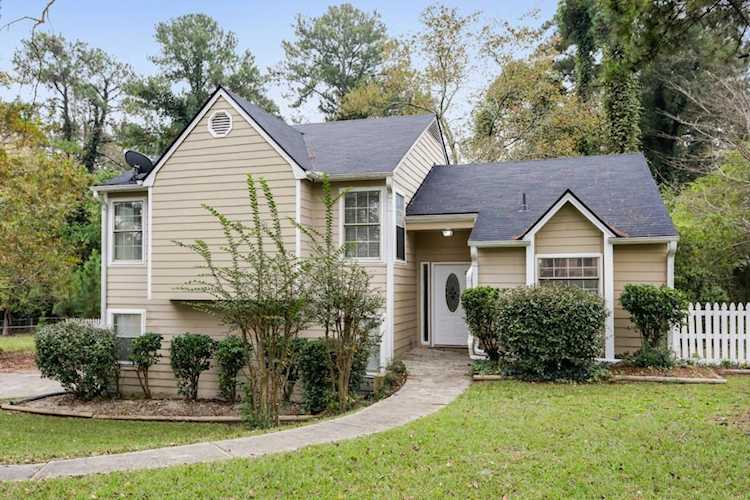 5655 Salem Rd Lithonia, GA 30038