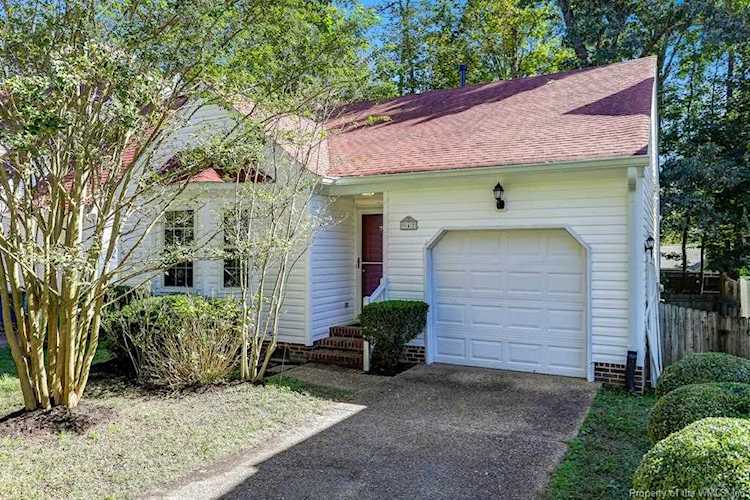 942 Pheasant Run Williamsburg, VA 23188