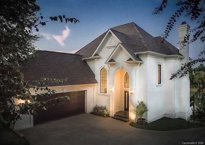 17819 Peninsula Club Dr N Cornelius, NC 28031