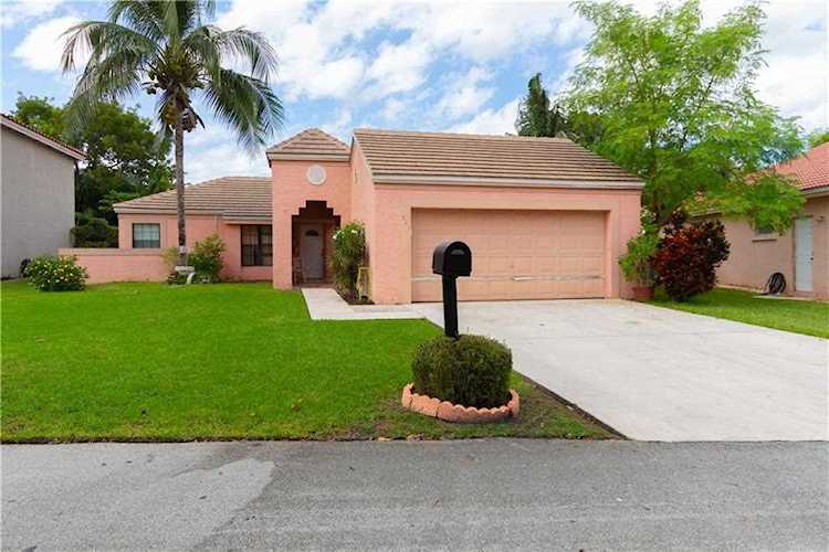321 NW 47th Terrace Deerfield Beach, FL 33442