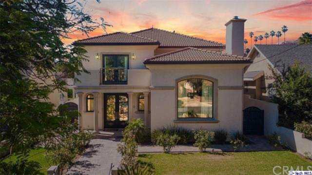 925 E Magnolia Boulevard Burbank, CA 91501