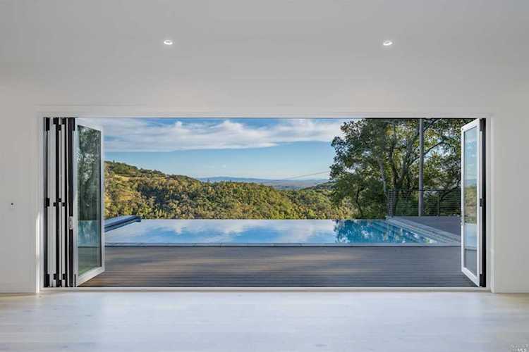 17317 Gehricke Road Sonoma, CA 95476