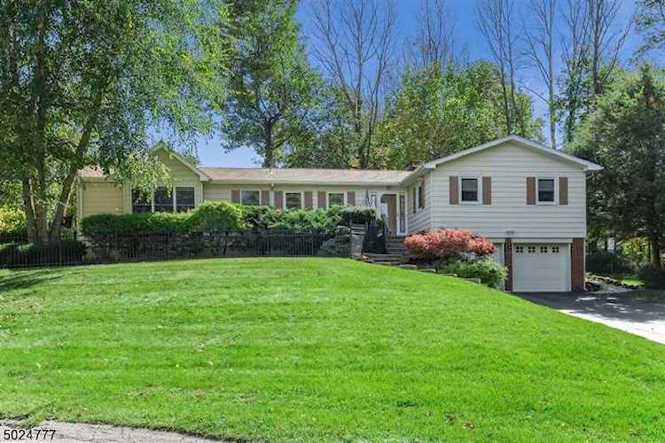16 Pierce St Sparta Twp., NJ 07871