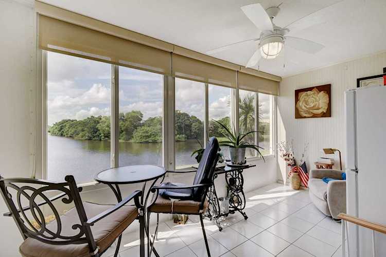 2041 Ainslie C Boca Raton, FL 33434
