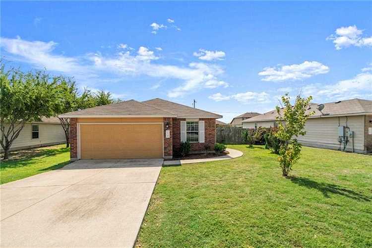 224 Foxglove DR Hutto, TX 78634