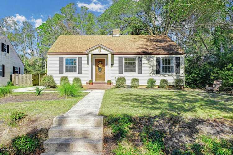 2223 Brandon Road Wilmington, NC 28405