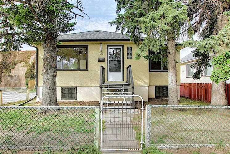 412 NE 9 Ave Calgary, AB T2E 0V8