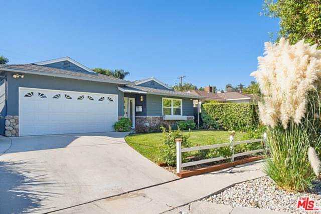 21208 Martinez Street Woodland Hills, CA 91364