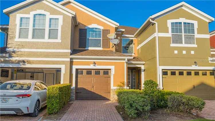 9513 Silver Buttonwood St Orlando, FL 32832