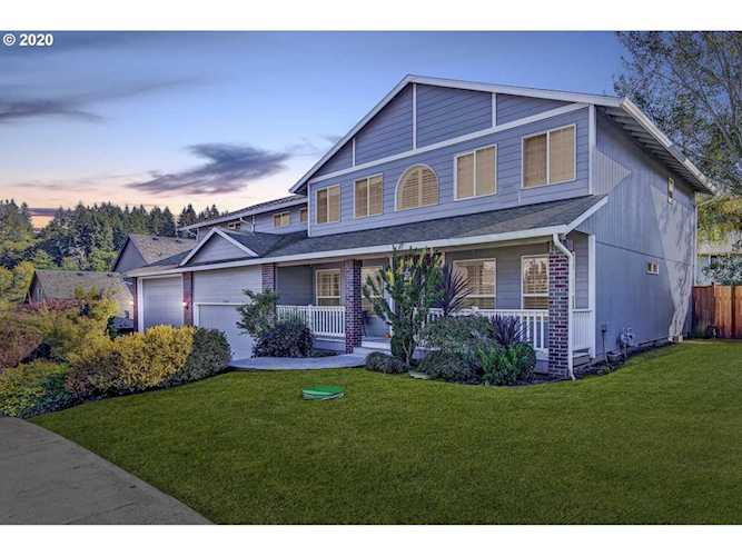 3640 NW Pacific Rim Dr Camas, WA 98607