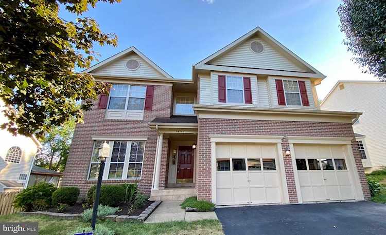 14101 Wood Rock Way Centreville, VA 20121