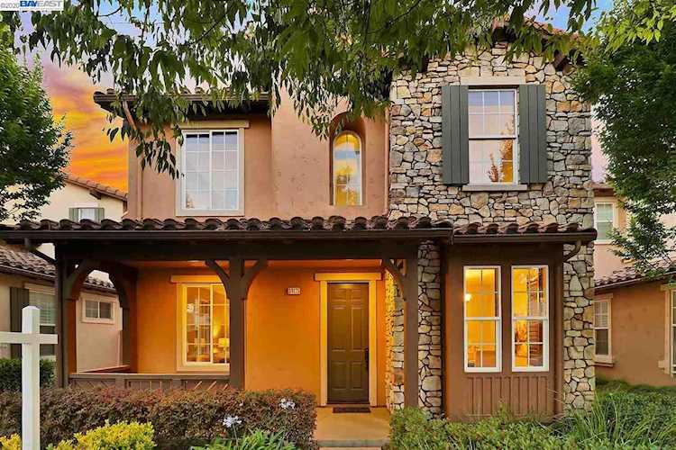 34135 Tupelo St Fremont, CA 94555