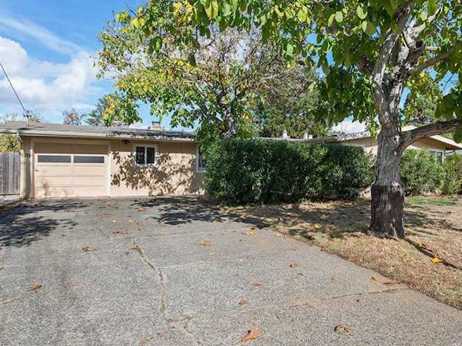70 Gertrude Lane Novato, CA 94947