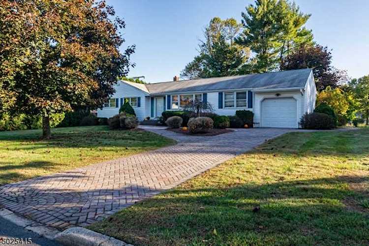 12 Homer St Parsippany-Troy Hills Twp., NJ 07054