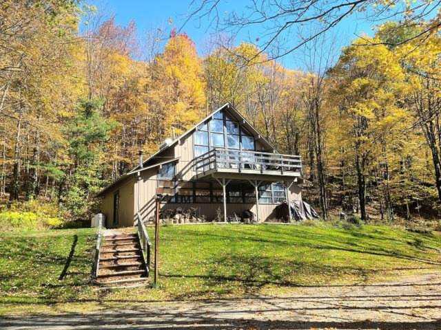 790 Grandview Lodge Rd Plymouth, VT 05056