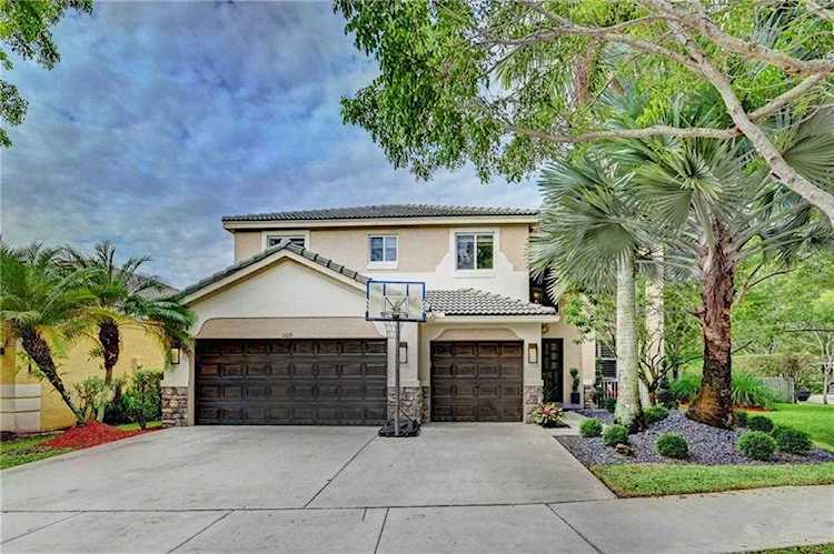 1109 Lavender Cir Weston, FL 33327