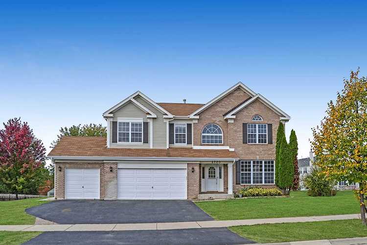 2703 Parker Ln Johnsburg, IL 60051
