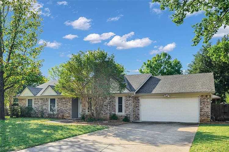 2006 Candle Court Grapevine, TX 76051