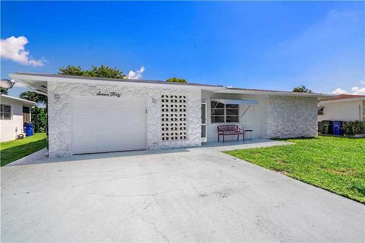 740 NW 74th Ter Margate, FL 33063