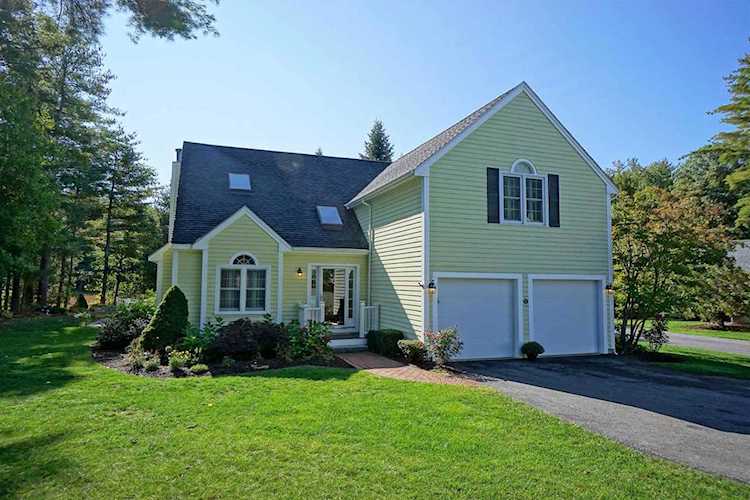 42 Drakes Landing Hampton, NH 03842