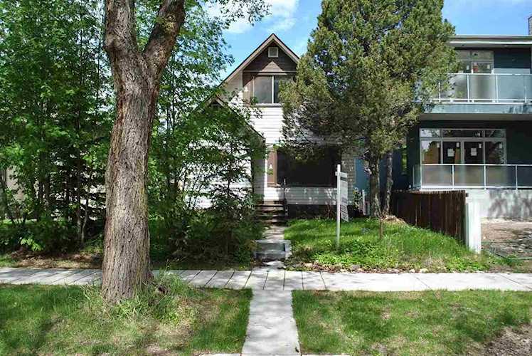 10510 68 Avenue Edmonton, AB T6H 2B1