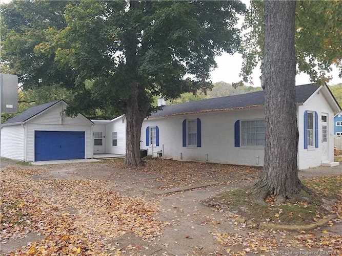 815 E First St Madison, IN 47250