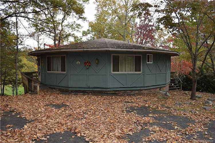 193 Rock Ledge Rd Spruce Pine, NC 28777