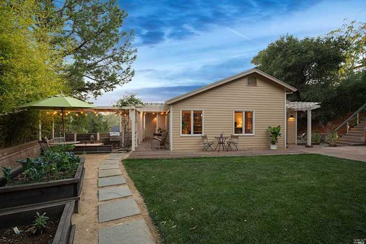 54 Camino De Herrera San Anselmo, CA 94960