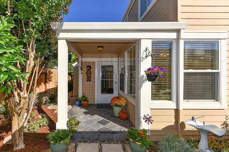 2728 Elks Way Napa, CA 94558