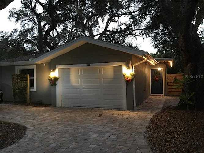 1622 Wisconsin Ln Sarasota, FL 34239