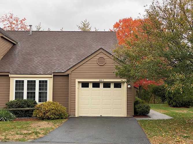 202 Ridgefield Cir #C Clinton, MA 01510