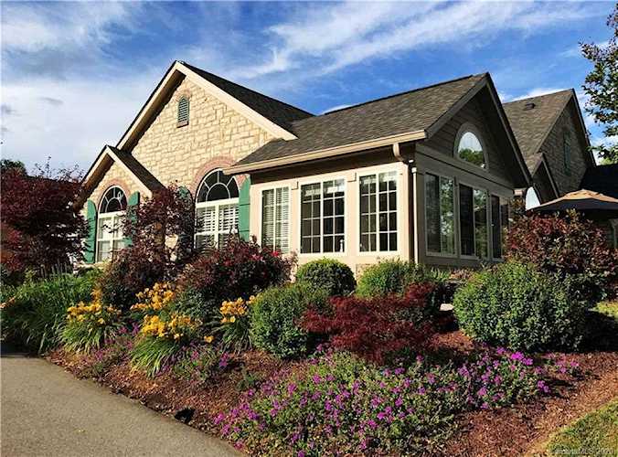 46 Mountain Meadow Circle Weaverville, NC 28787