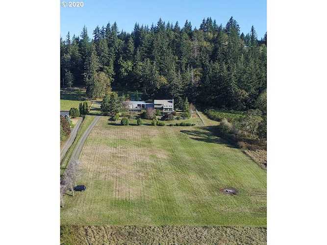 1788 57th St Washougal, WA 98671