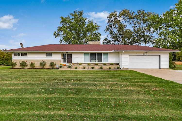 224 Hansberger Avenue Baltimore, OH 43105