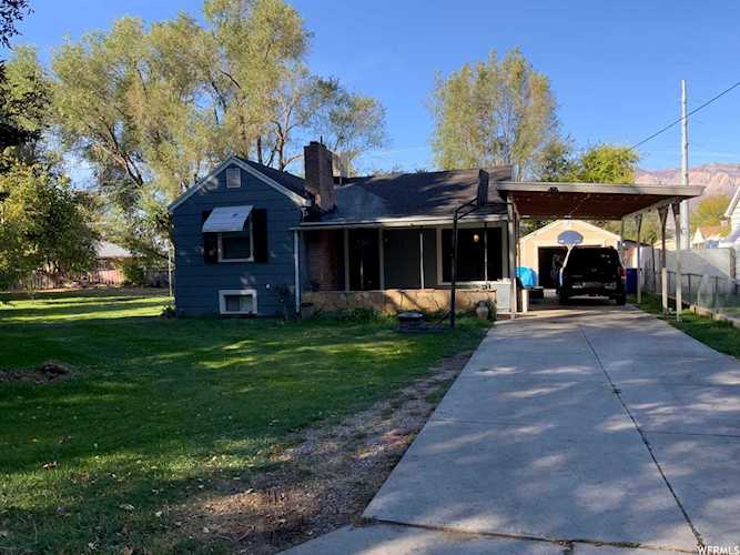 256 E 3rd St Ogden, UT 84404