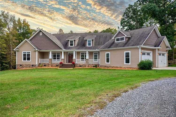 810 Sutton Spring Rd York, SC 29745