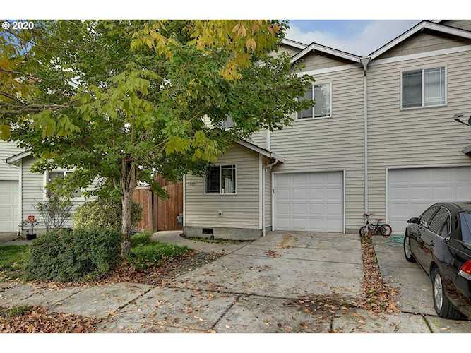 5900 NE 33rd Cir Vancouver, WA 98661