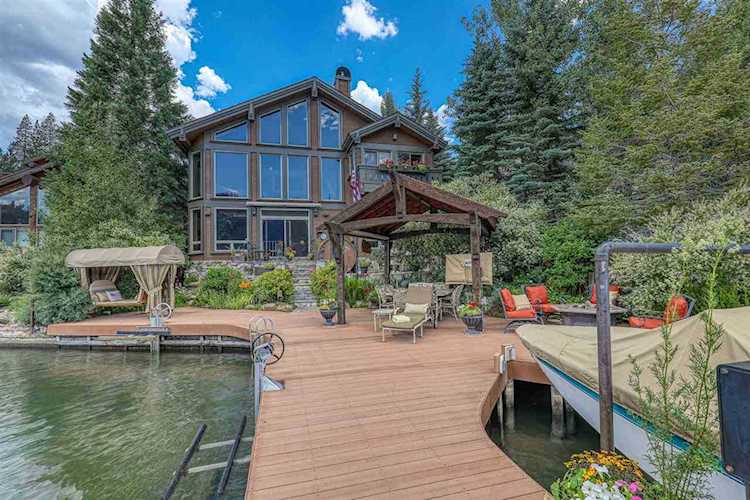 15849 Lakeside Landing Road Truckee, CA 96161