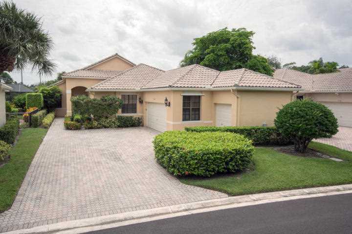 10154 Dover Carriage Lane Lake Worth, FL 33449